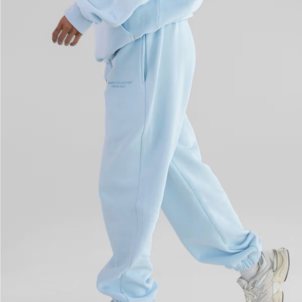 Comfrt Pastel Limited Edition Baby Blue Sweatpants